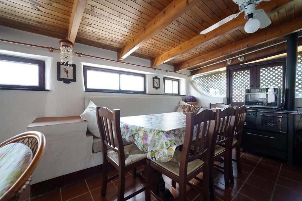 Villa Casa L'Orizzonte Azzurro à Pula Hébergement de vacances